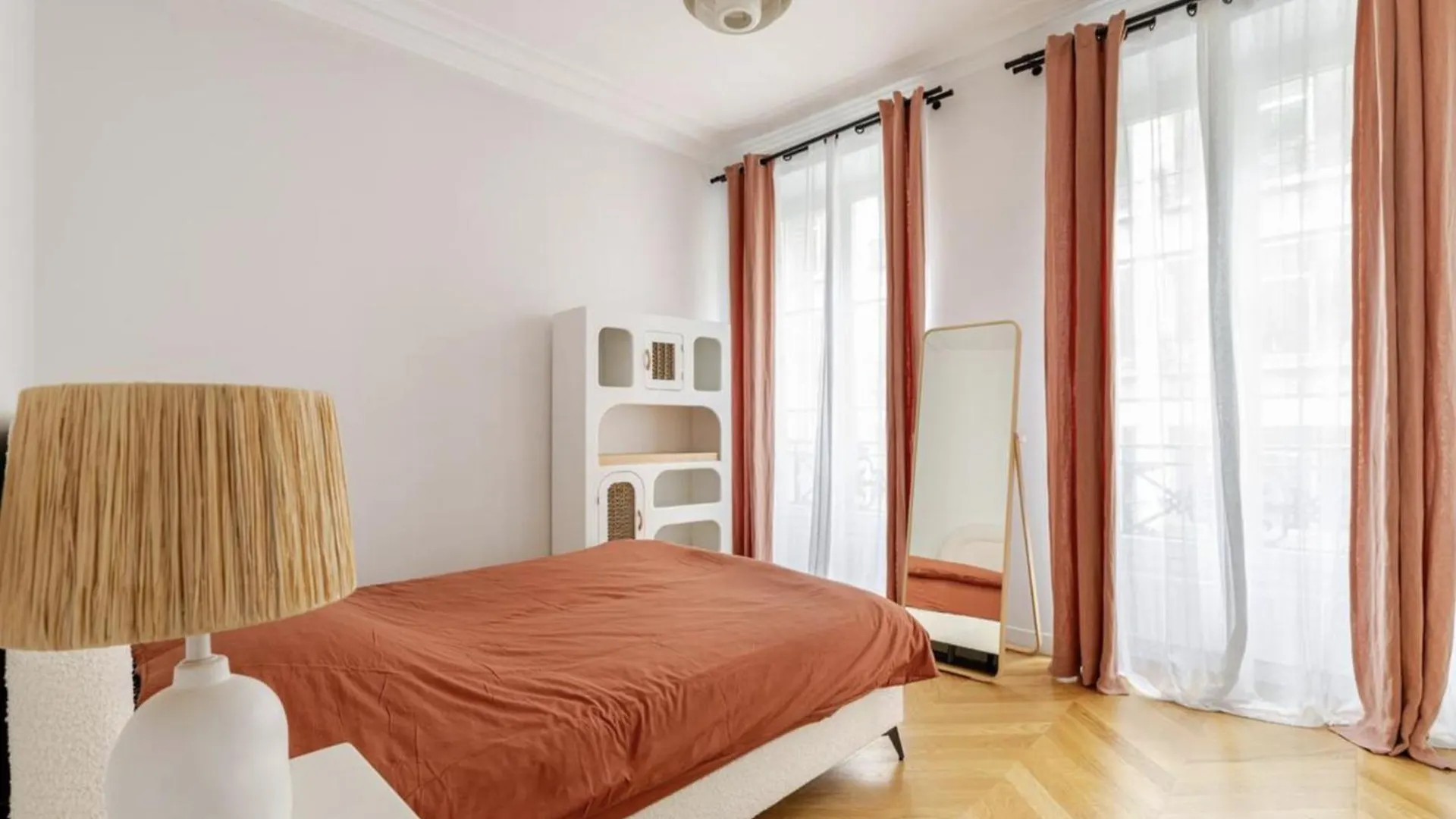 Appartement 50 M² Lumineux Et Refait A Neuf Párizs 0*,  Franciaország